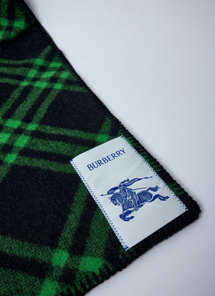 Burberry Check Wool Scarf Green bur0159024